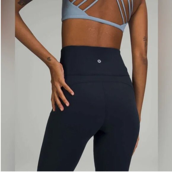 Lululemon Groove Super-High-Rise Flared Pant Nulu True Navy size 4 - Picture 4 of 13